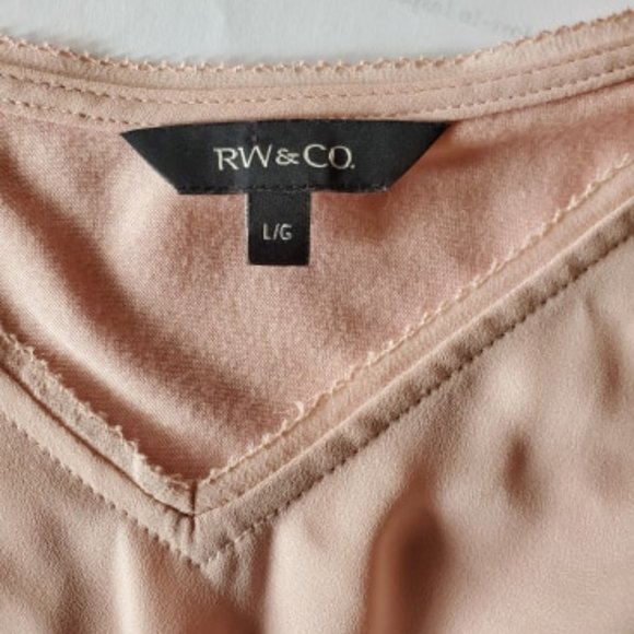 RW&CO Flutter Sleeve Blouse - Picture 6 of 6